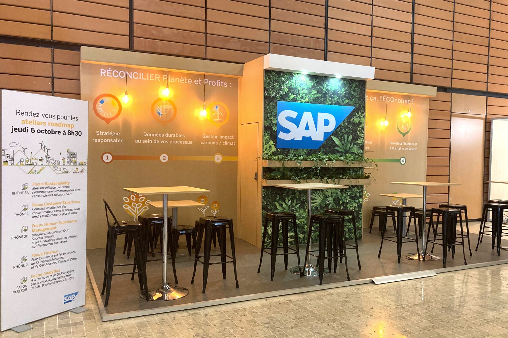 Stand Capsule Concept sur-mesure éco-responsable